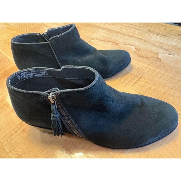 Vionic Joy Serena Suede Ankle Boots - Picture 2 of 6